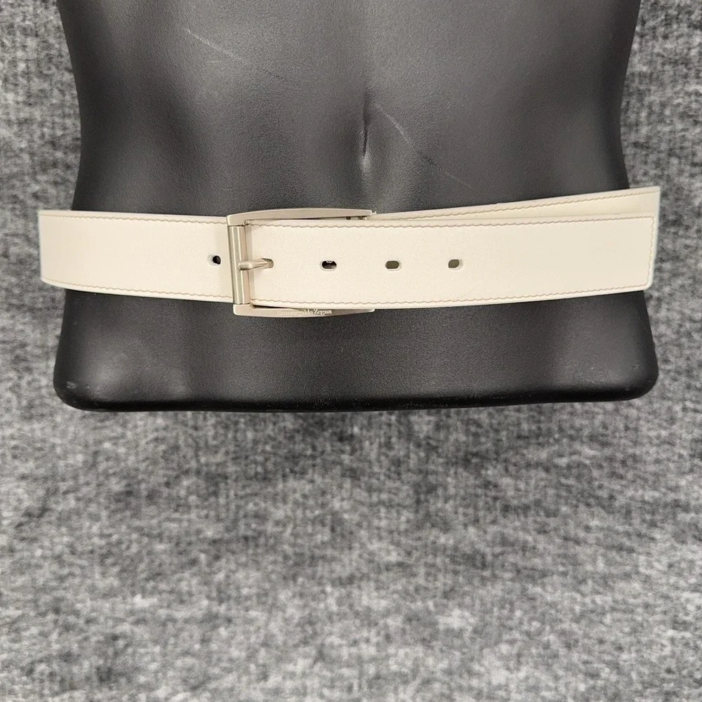 Ermenegildo Zegna Leather Belt Mens 42 White Silver Buckle Italy 42/110 Dress